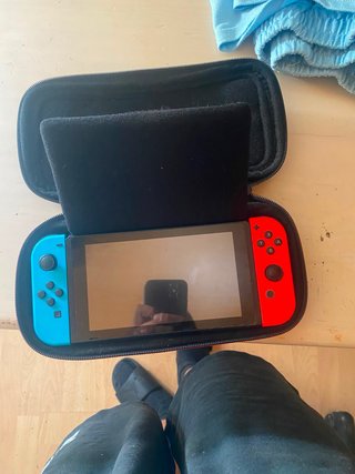 Nintendo Switch Azul y Roja