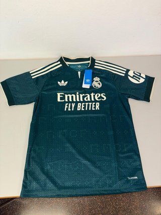 Camiseta Real Madrid Adidas.