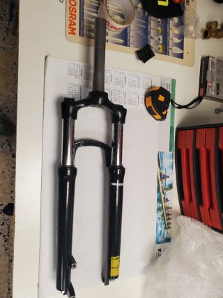 Horquilla suspensión SR Suntour para Bici 26"