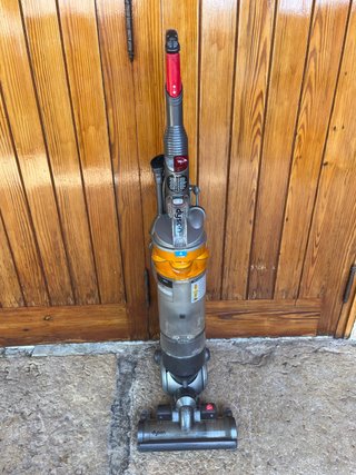 Aspiradora Dyson Compacta