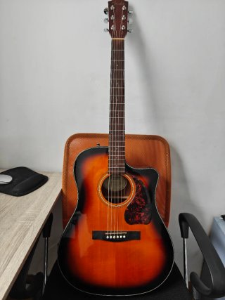 Guitarra Electroacústica Fender CD-60CE