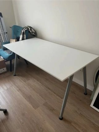 Mesa de escritorio grande