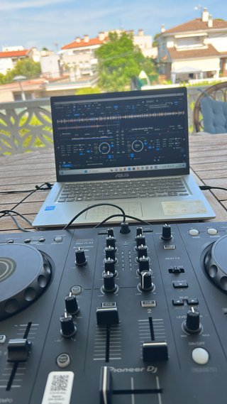 Controladora Pioneer DJ DDJ-FLX4