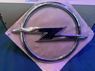Emblema Opel Astra H Portón 112mm