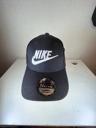 Gorra Nike Negra
