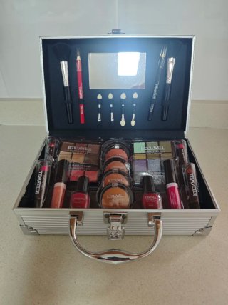 Maletín de Maquillaje Leticia Well