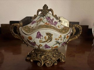 Sopera Decorativa de Porcelana