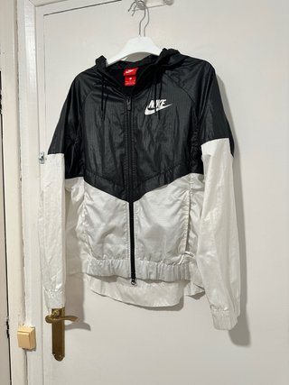 Chaqueta Cortavientos Nike Mujer Talla S