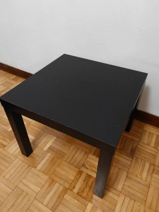 Mesa auxiliar LACK negra 55x55 cm