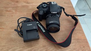 Canon EOS 1100D + Objetivo 18-55mm + Trípode
