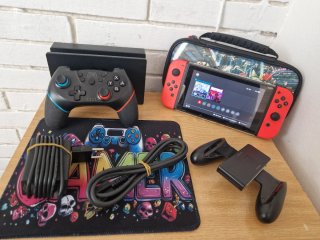 Nintendo Switch con Accesorios