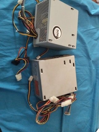 2 Fuentes de Alimentación para PC