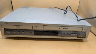 Reproductor DVD y VHS Sony SLV-D900E FUNCIONA