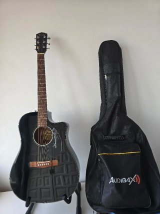 Guitarra Electroacústica Fender CD-60SCE