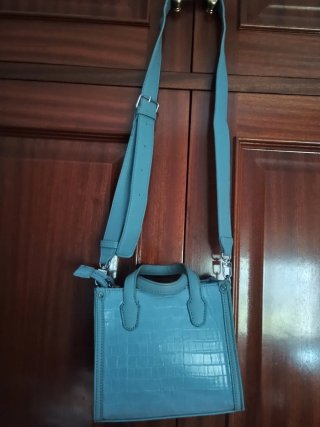 Bolso Azul Elegante