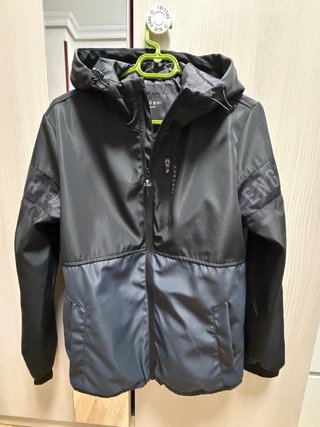 Chaqueta / Cortavientos Técnica Talla M (NUEVA)