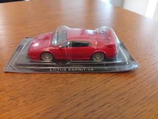 Lotus Esprit V8. 1997. Scala 1/43. Modellismo.