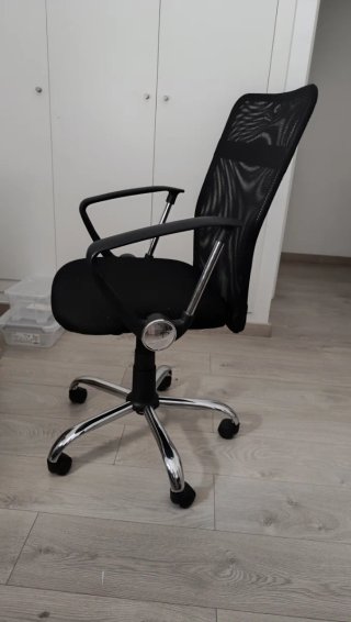 Silla de escritorio negra