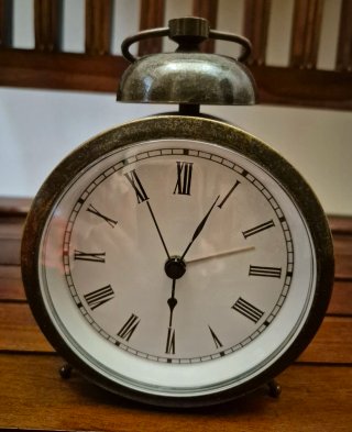 Reloj Despertador Estilo Antiguo