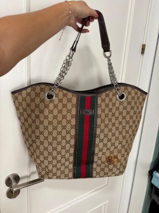 Bolso Gucci Tote con Asas de Cadena