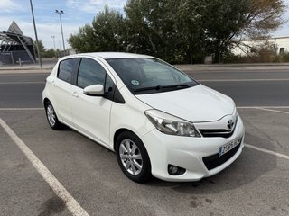 Toyota Yaris 2012 IMPECABLE