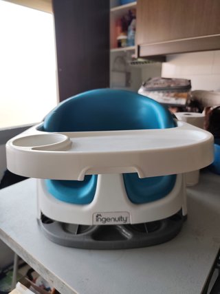 Trona Portátil Ingenuity para Bebé