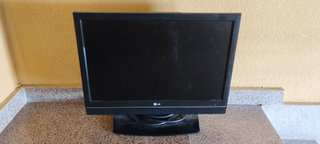 Televisor / Monitor LG 22" (HDMI/VGA/Euro)