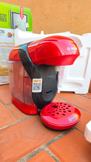 Cafetera Bosch Tassimo Roja