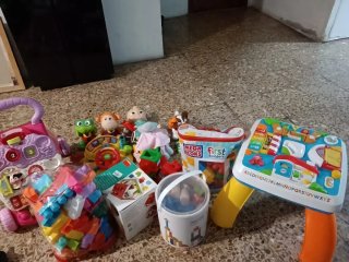 Lote de juguetes para bebés