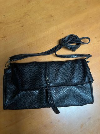 Bossa Cartera Negra 30x18x2cm