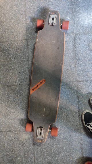 Longboard Flying Wheels