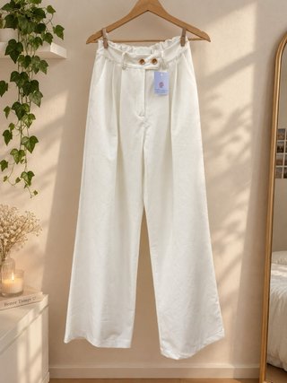 Pantalones Blancos Fluidos The Amisy Company