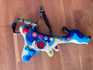 Guitarra Infantil B. Toys Woofer