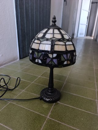 Lámpara de mesa estilo Tiffany