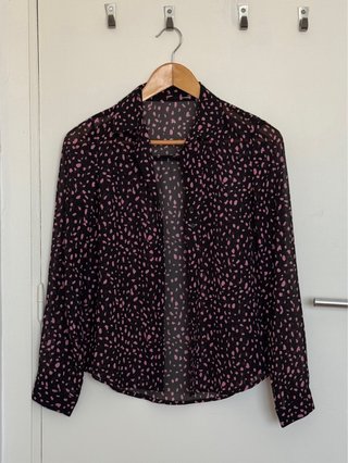 Blusa con estampado de leopardo