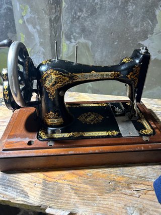 Antigua Máquina de Coser Singer de 1896 (S. XIX) +