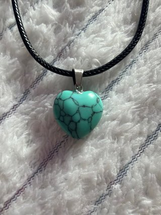 Collar con Colgante de Corazón Turquesa de chile