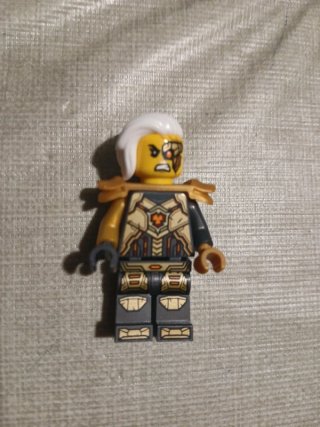 Minifigura LEGO Ninjago Empress Beatrix