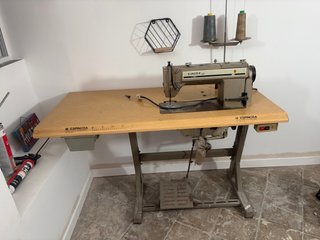 Máquina de Coser Industrial Singer 591