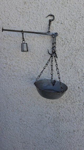 Balanza Antigua de Hierro