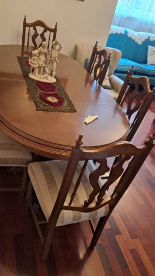 Conjunto de Comedor de Madera