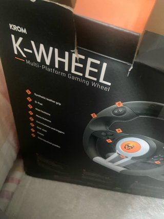 Volante Gaming Krom K-Wheel con Pedales