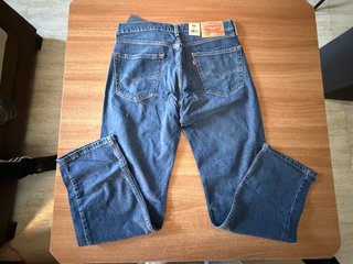 Vaqueros Levi's 505 Regular Straight (W32 L29)