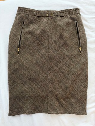 Falda midi tweed