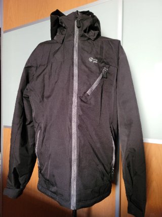 Cazadora Neak Peak Negra
