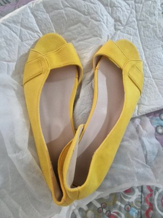 Sandalias Planas Mostaza Talla 42