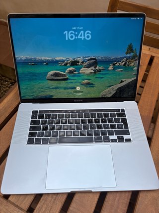 MacBook Pro 16 i9 64GB RAM 2TB SSD