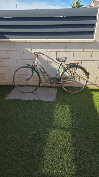 Dos Bicicletas Antigua de Paseo para restaurar