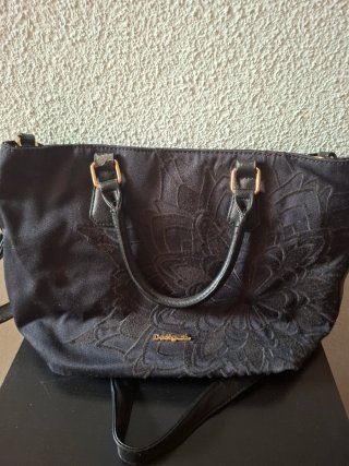 Bolso Desigual Negro Bordado