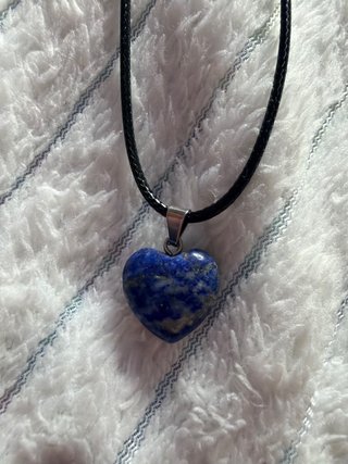 Collar con Colgante de Corazón Azul de Chile